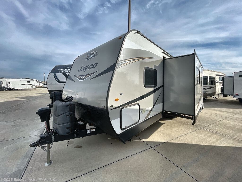 Used 2020 Jayco Jay Flight 267BHS available in Park City, Kansas