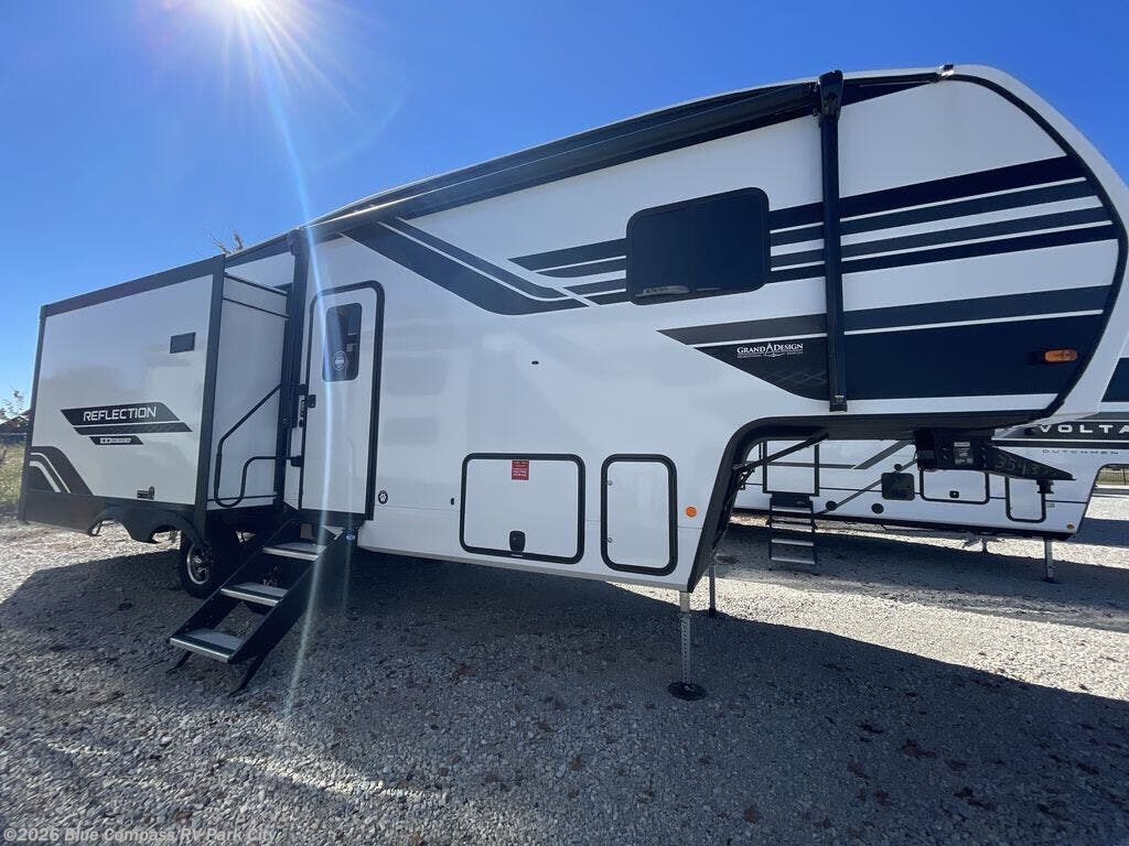 2026 Reflection 100 Series 28RL by Grand Design from Blue Compass RV Park City in Park City, Kansas