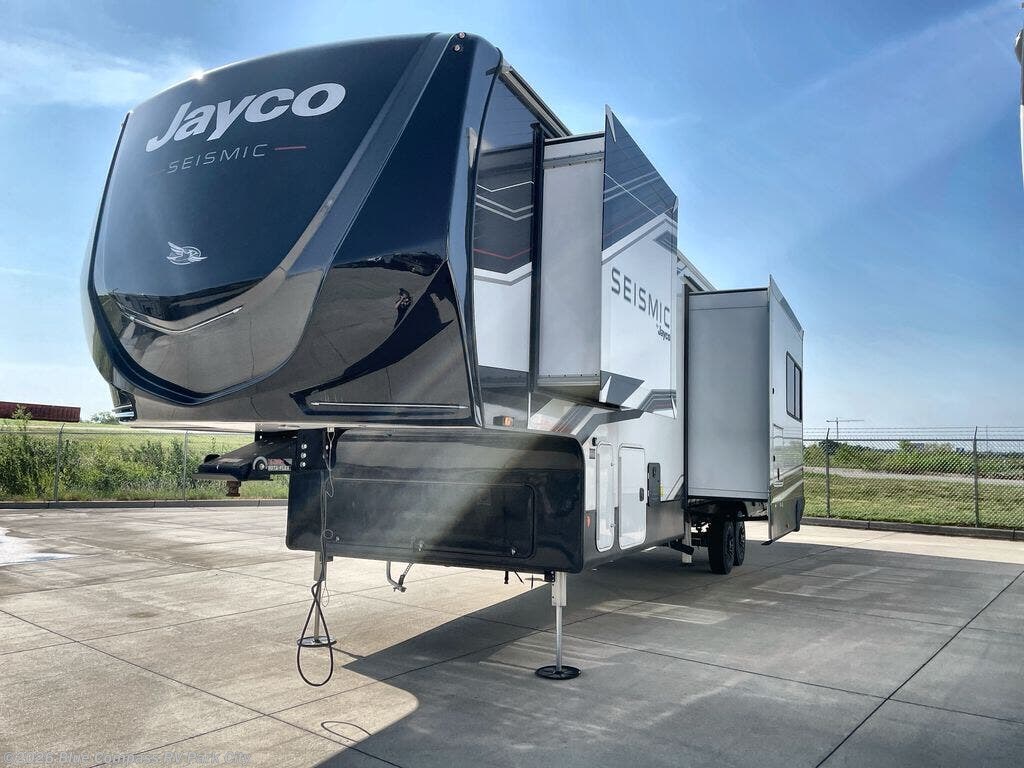 2026 Seismic 359 by Jayco from Blue Compass RV Park City in Park City, Kansas