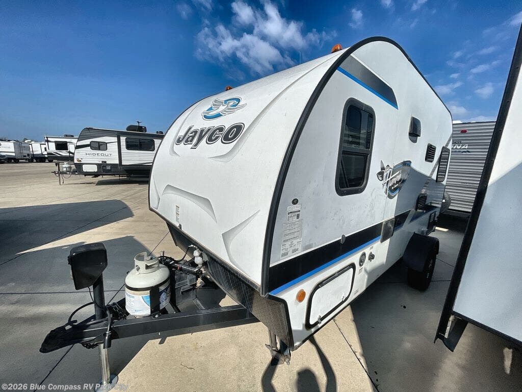 2017 Hummingbird 16fd by Jayco from Blue Compass RV Park City in Park City, Kansas