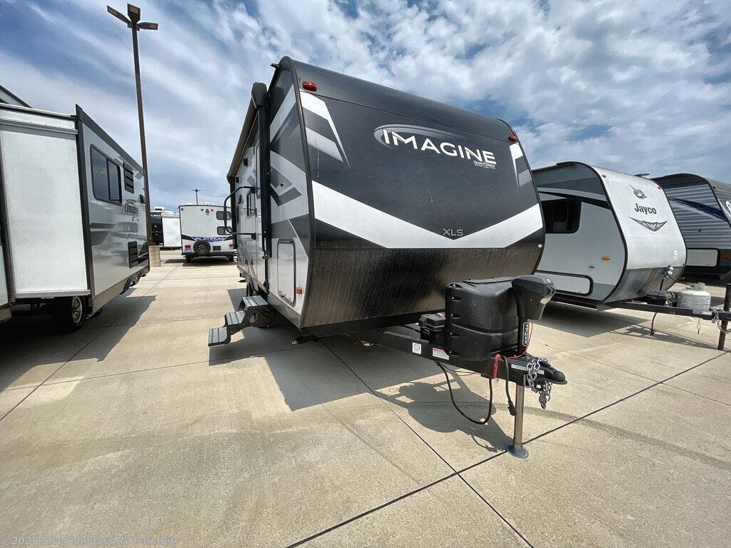 Used 2023 Grand Design Imagine 17MKE available in Park City, Kansas