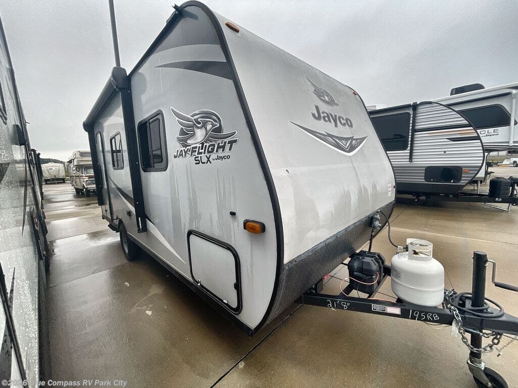 2021 Jayco Jay Flight SLX 195RB - Used Travel Trailer For Sale by Blue Compass RV Park City in Park City, Kansas