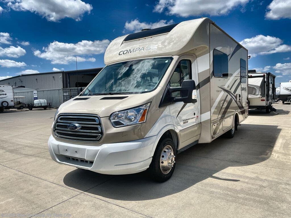 2018 Thor Motor Coach Four Winds 23tr - Used Class C For Sale by Blue Compass RV Park City in Park City, Kansas