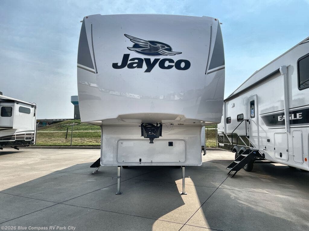 New 2027 Jayco Eagle SLE 28BHU available in Park City, Kansas