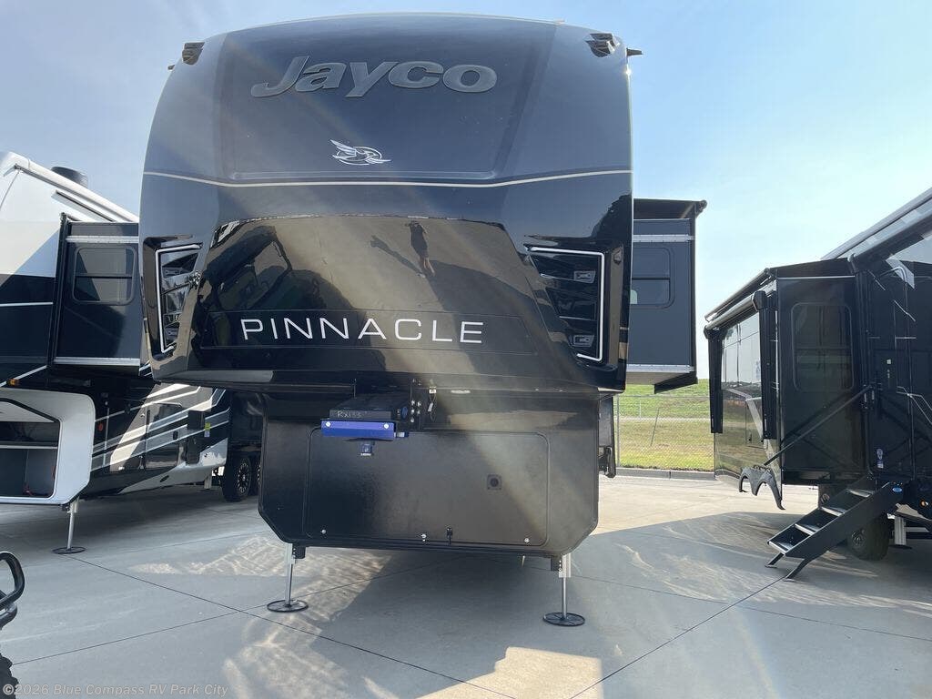 New 2027 Jayco Pinnacle 38FBRK available in Park City, Kansas