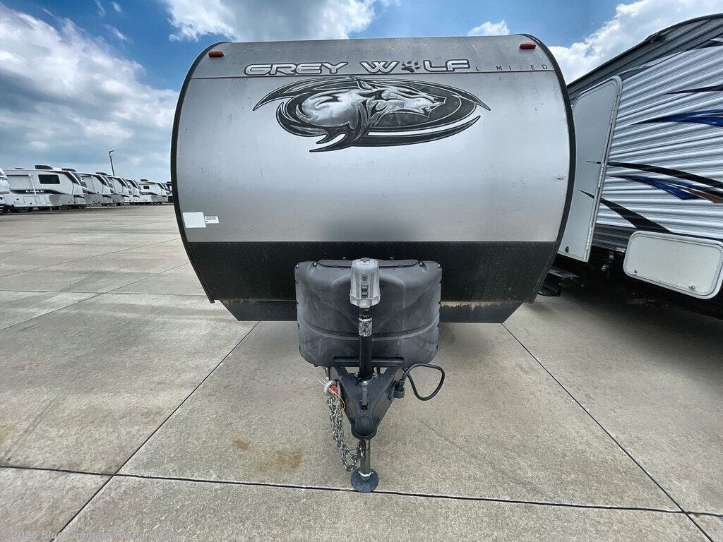 2020 Cherokee Grey Wolf 25RRT by Forest River from Blue Compass RV Park City in Park City, Kansas