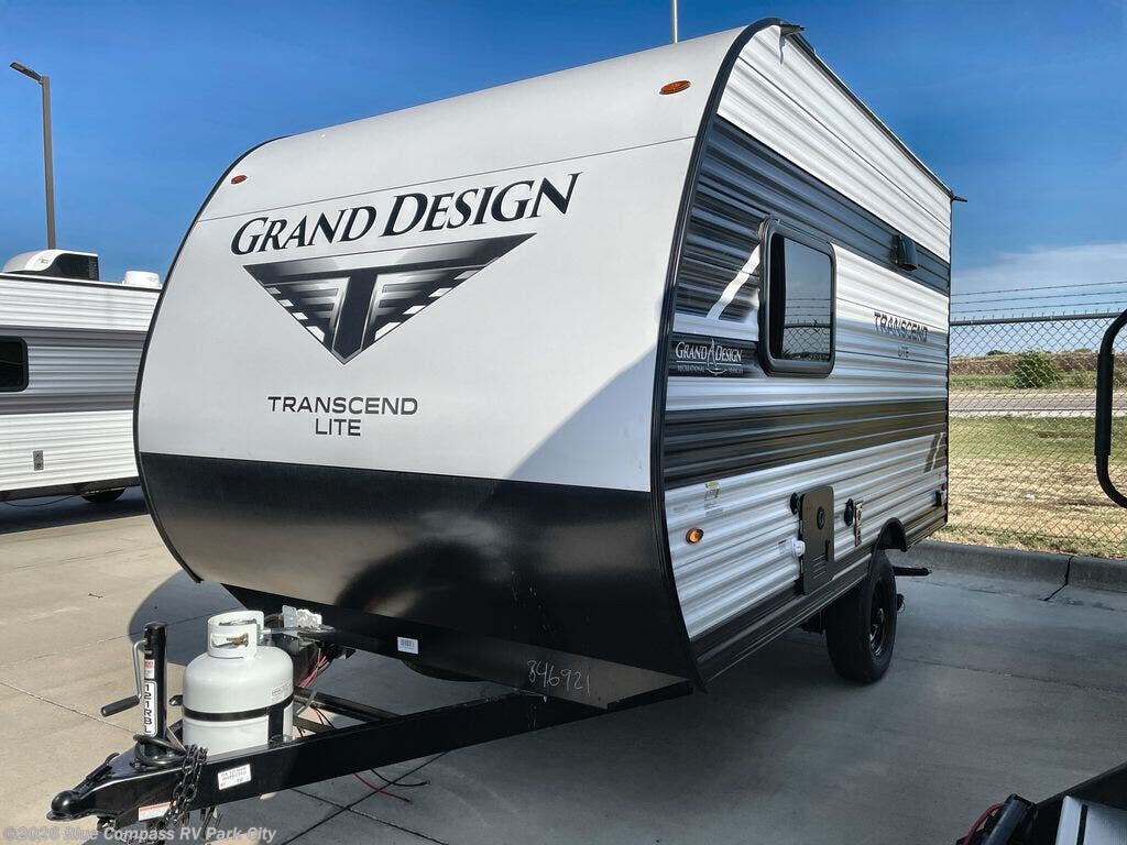 2027 Grand Design Transcend One 121RBL - New Travel Trailer For Sale by Blue Compass RV Park City in Park City, Kansas