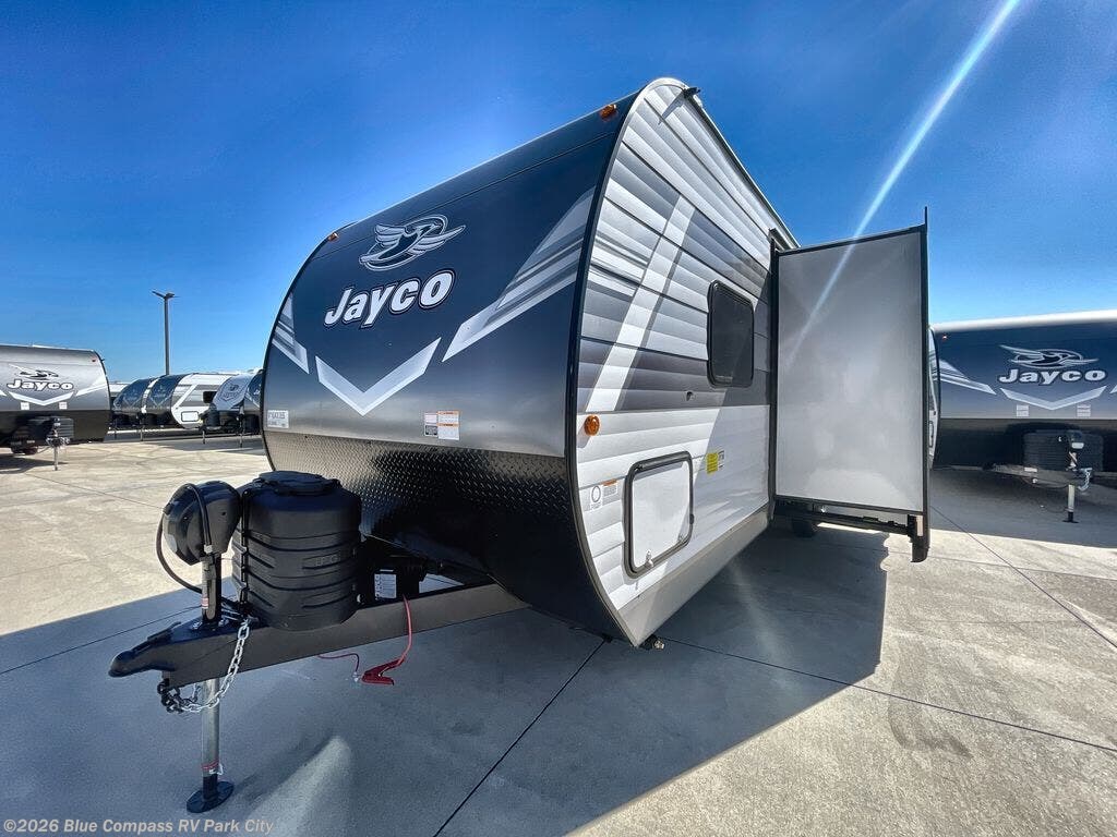 2027 Jay Flight 261BHSW by Jayco from Blue Compass RV Park City in Park City, Kansas