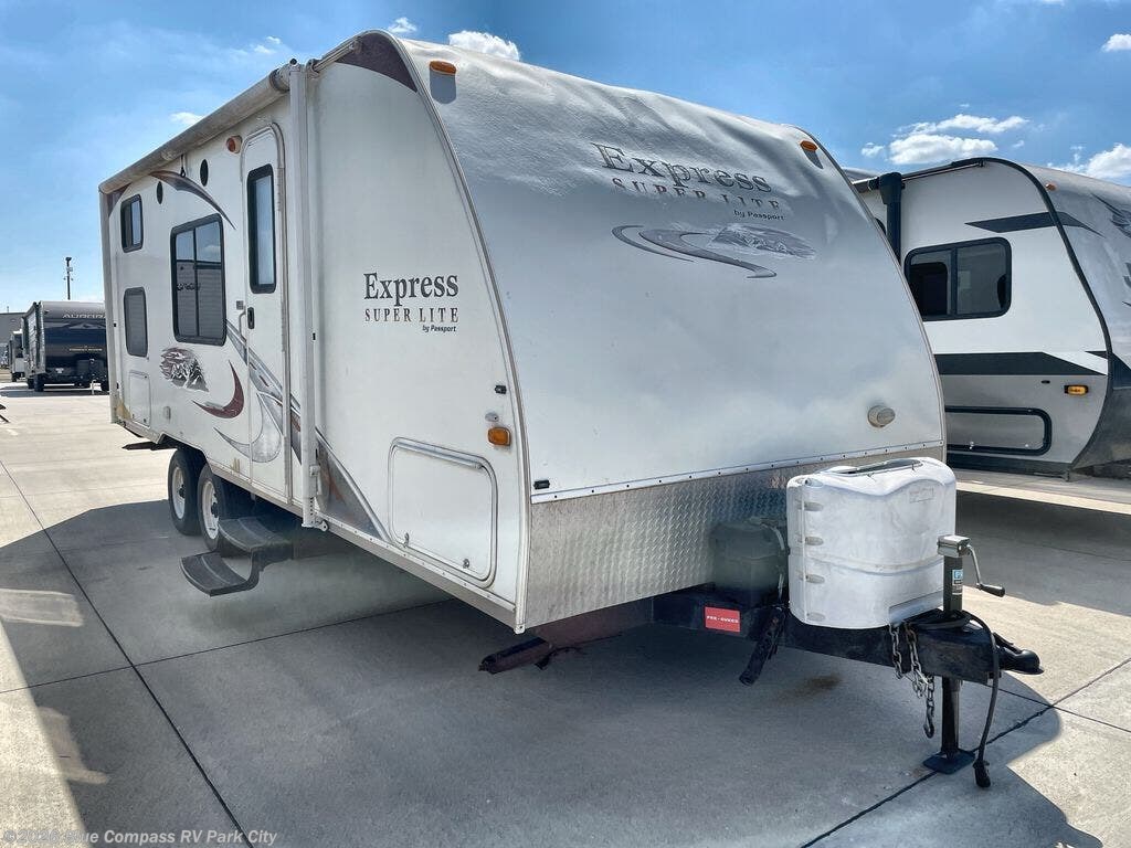 Used 2014 Keystone Premier Ultra Lite 238ML available in Park City, Kansas