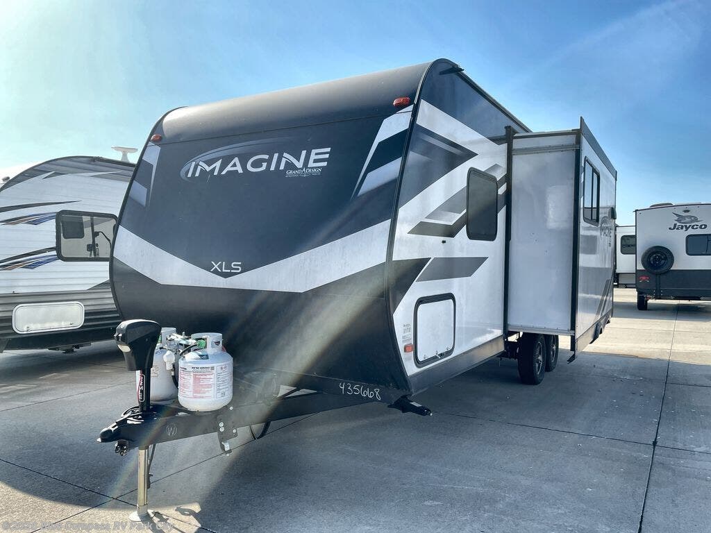 2024 Grand Design Imagine 22MLE - Used Travel Trailer For Sale by Blue Compass RV Park City in Park City, Kansas