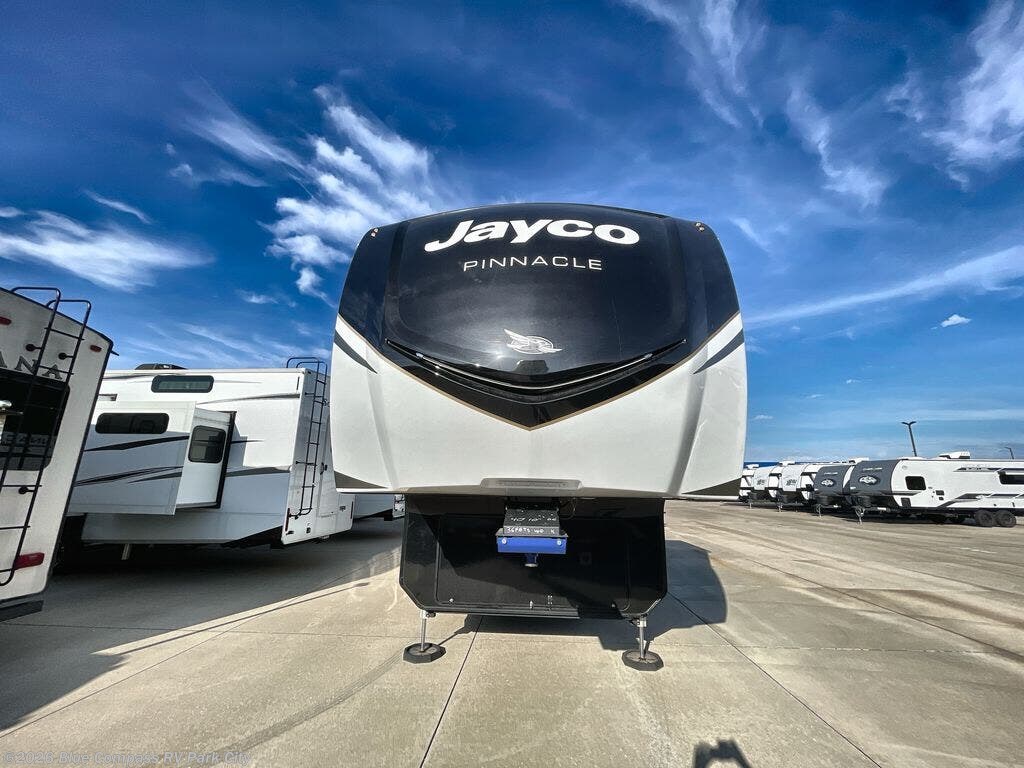 Used 2026 Jayco Pinnacle 36FBTS available in Park City, Kansas