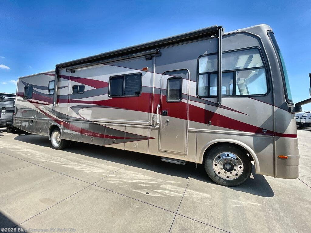 Used 2006 Damon Intruder 378F available in Park City, Kansas