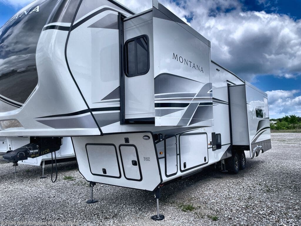 2024 Keystone Montana 3231CK RV for Sale in Great Bend, KS 67530