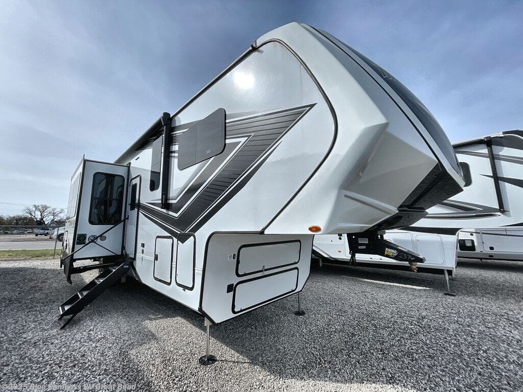 2024 Grand Design Momentum MClass 351MS RV for Sale in Great Bend, KS