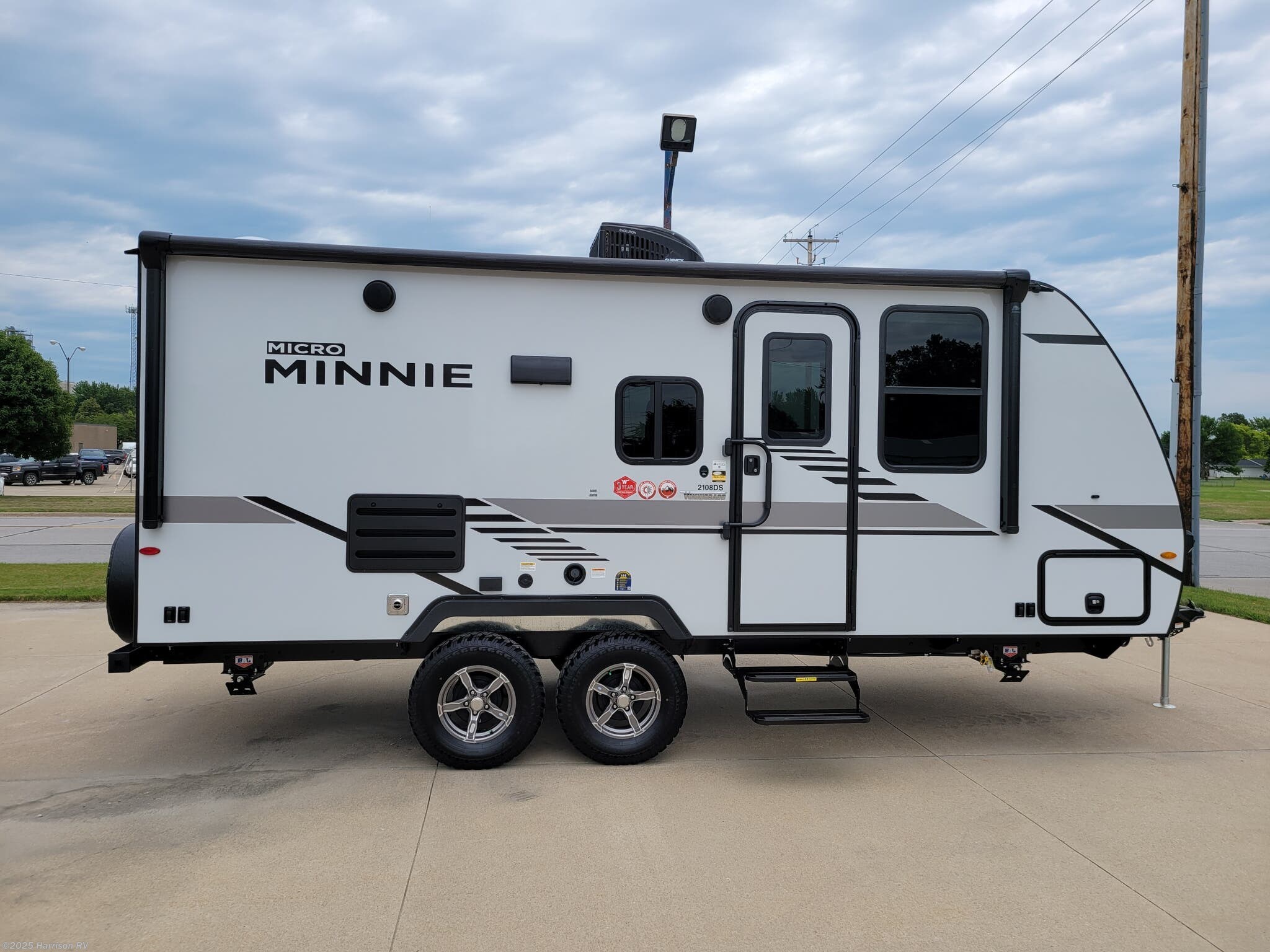 2022 Winnebago Micro Minnie 2108DS RV for Sale in Jefferson, IA 50129