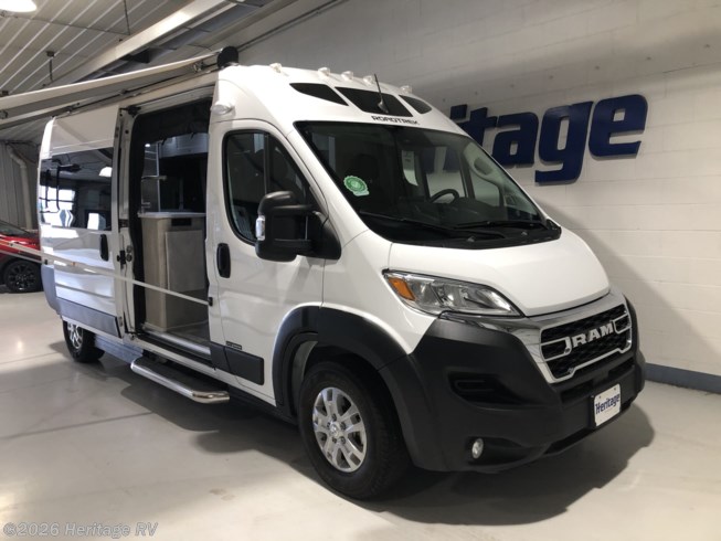2025 Roadtrek Play Srt