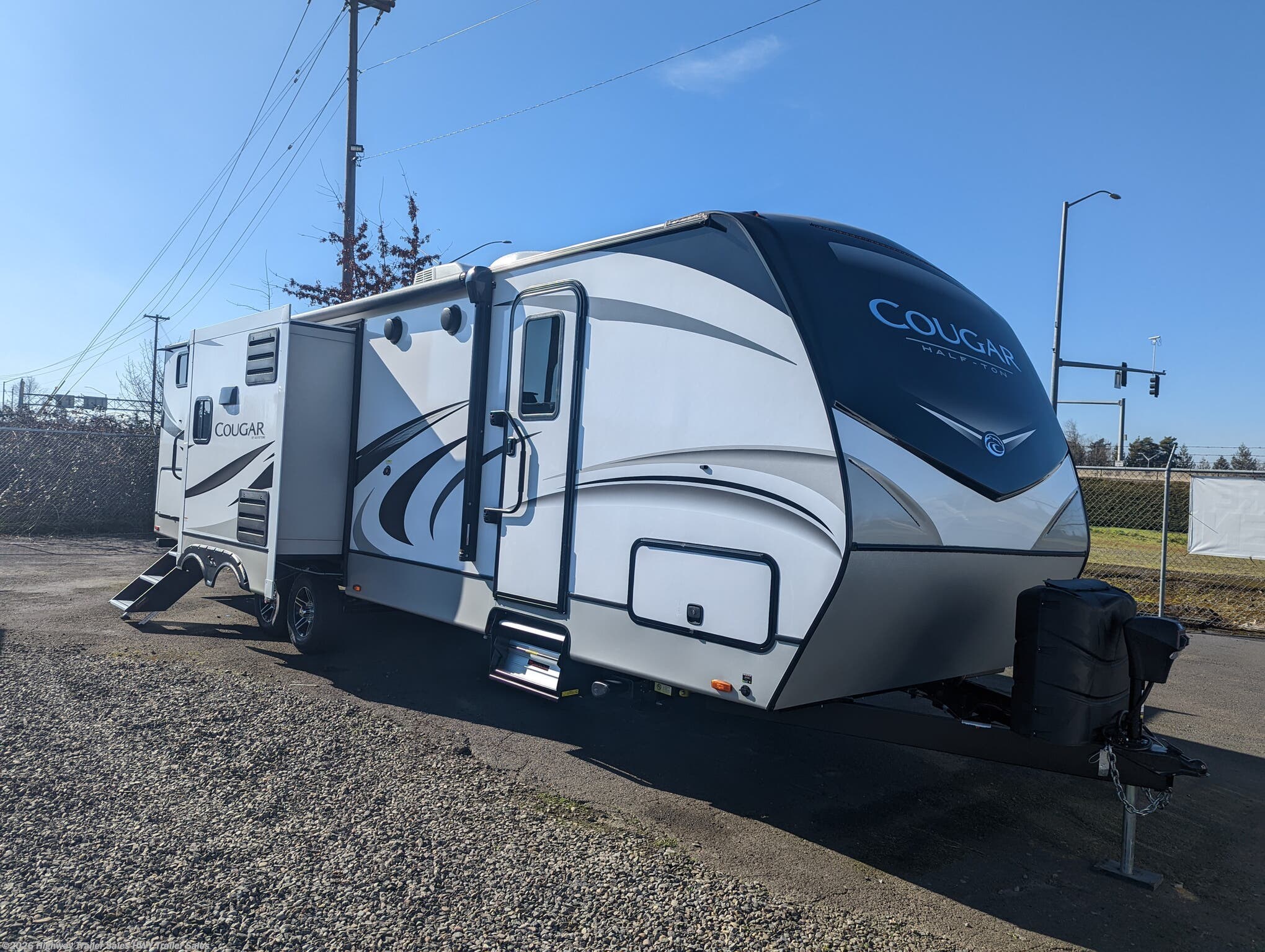 2023 Keystone Cougar HalfTon 31BHKWE RV for Sale in Salem, OR 97305