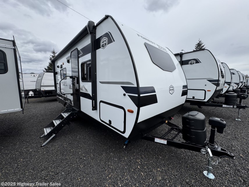 New 2025 Forest River Surveyor Legend 19SSLE available in Salem, Oregon