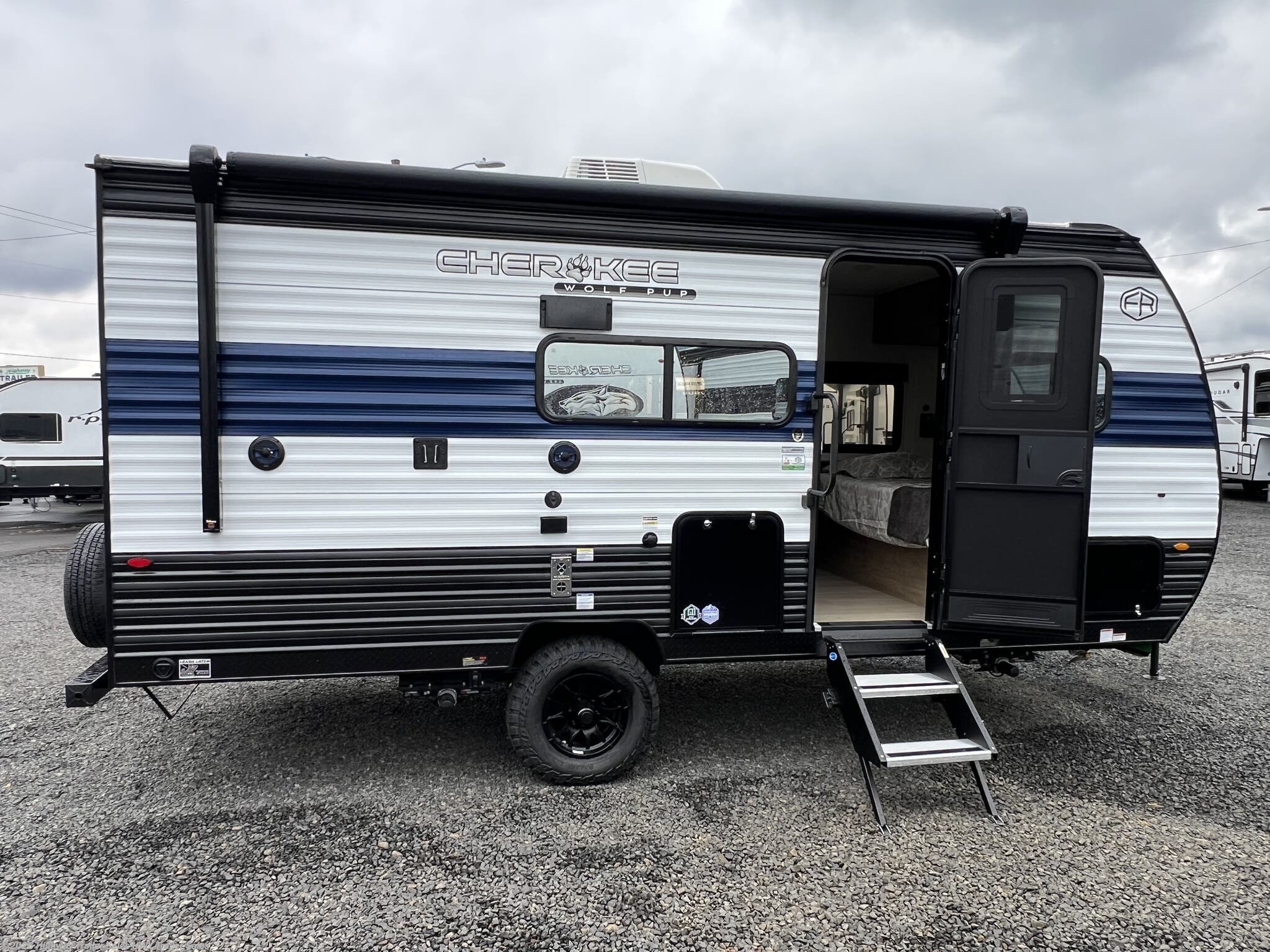 New 2026 Forest River Cherokee Wolf Pup 16BHSW available in Salem, Oregon