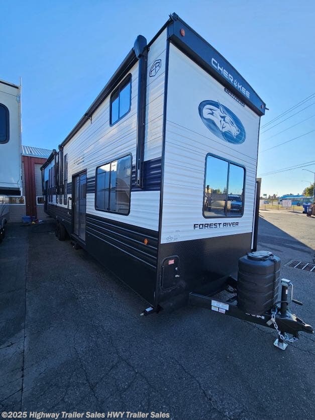 2026 Forest River Cherokee Timberwolf 39AL - New Destination Trailer For Sale by Highway Trailer Sales in Salem, Oregon features Exterior Speakers, Stove Cover, Smoke Detector, Oven, Island Kitchen