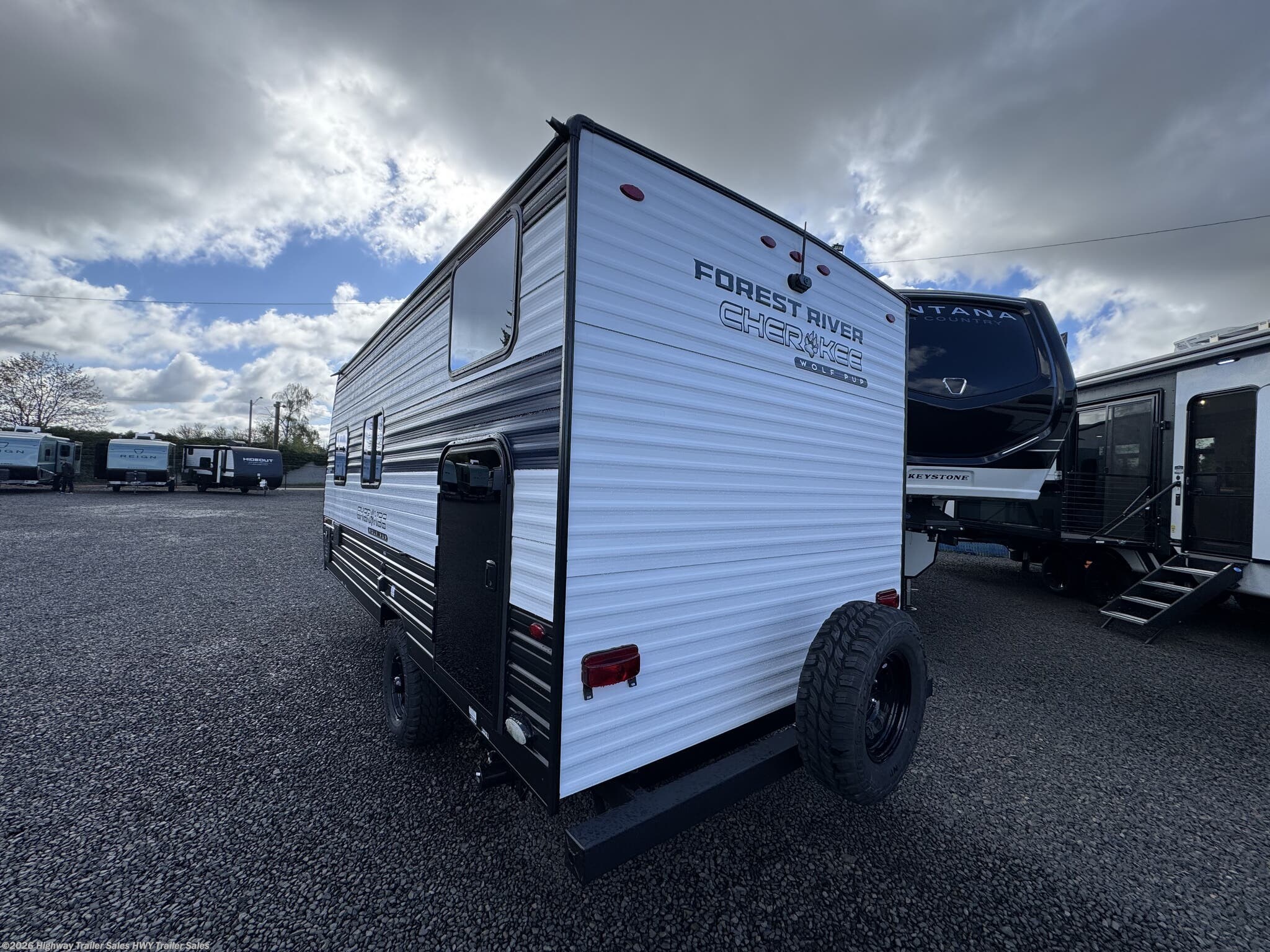 New 2026 Forest River Cherokee Wolf Pup 16BHSW available in Salem, Oregon