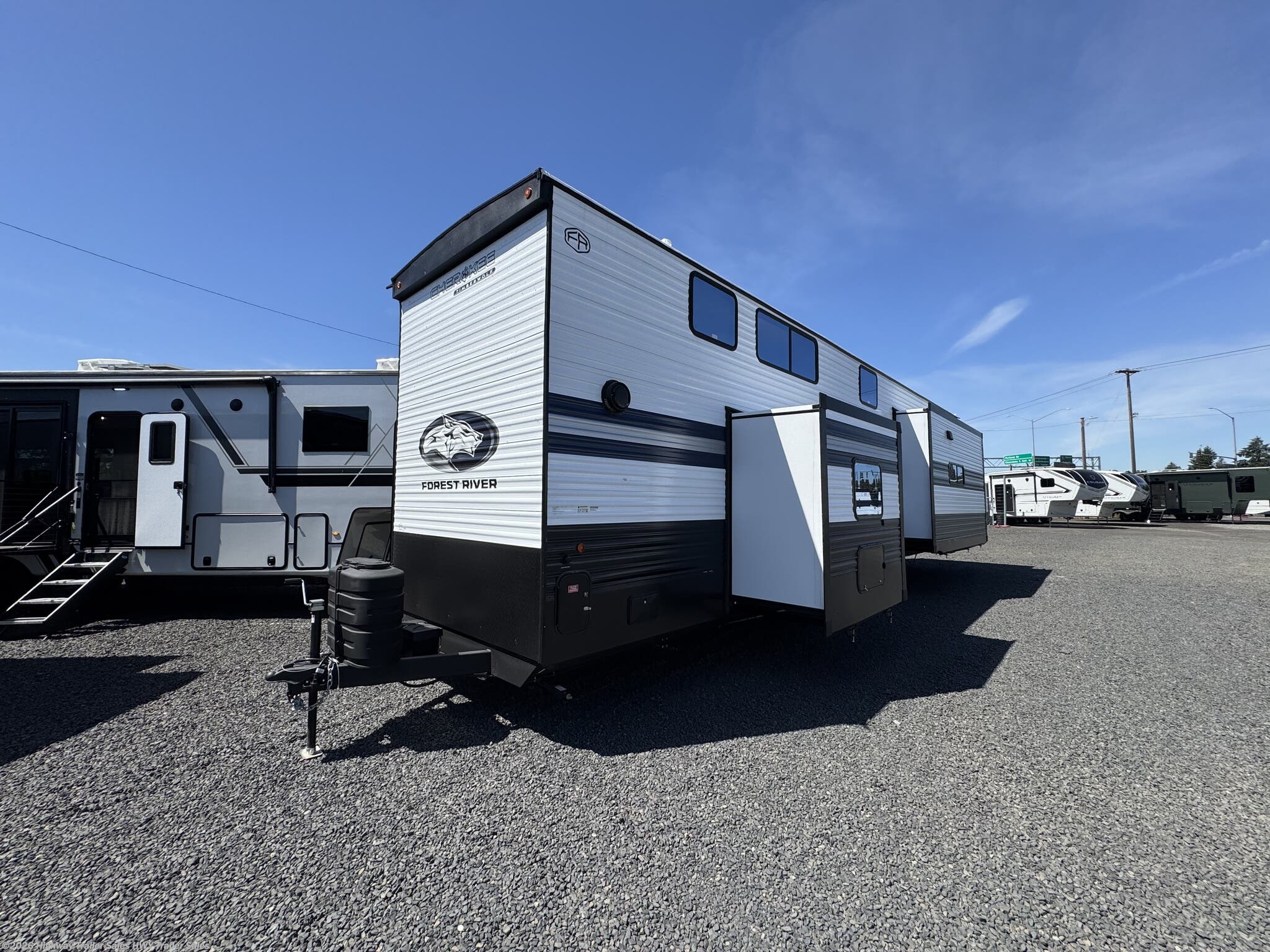 2027 Cherokee Timberwolf 39JM by Forest River from Highway Trailer Sales in Salem, Oregon