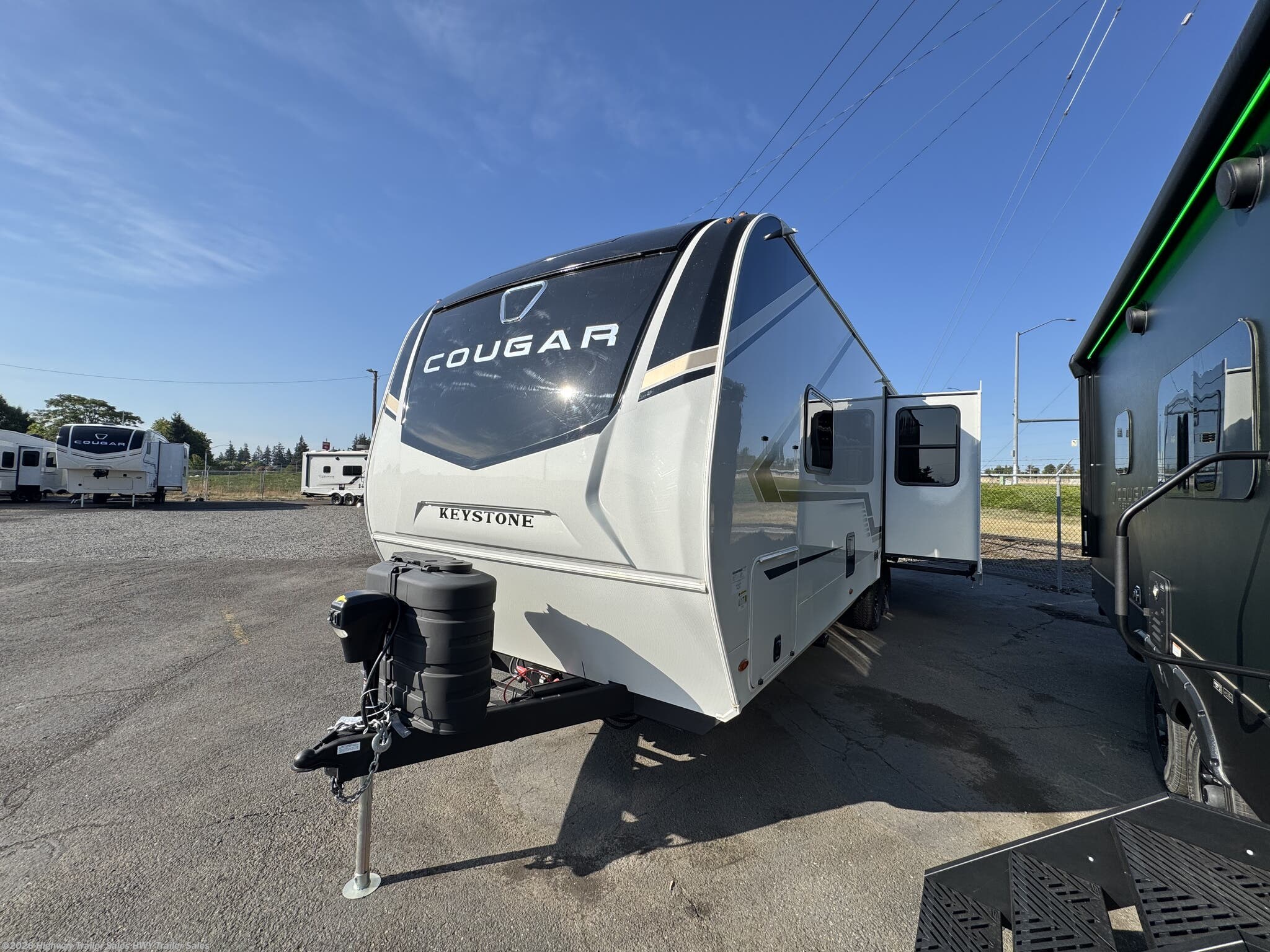 New 2027 Keystone Cougar Western Elevation 25MLWE available in Salem, Oregon