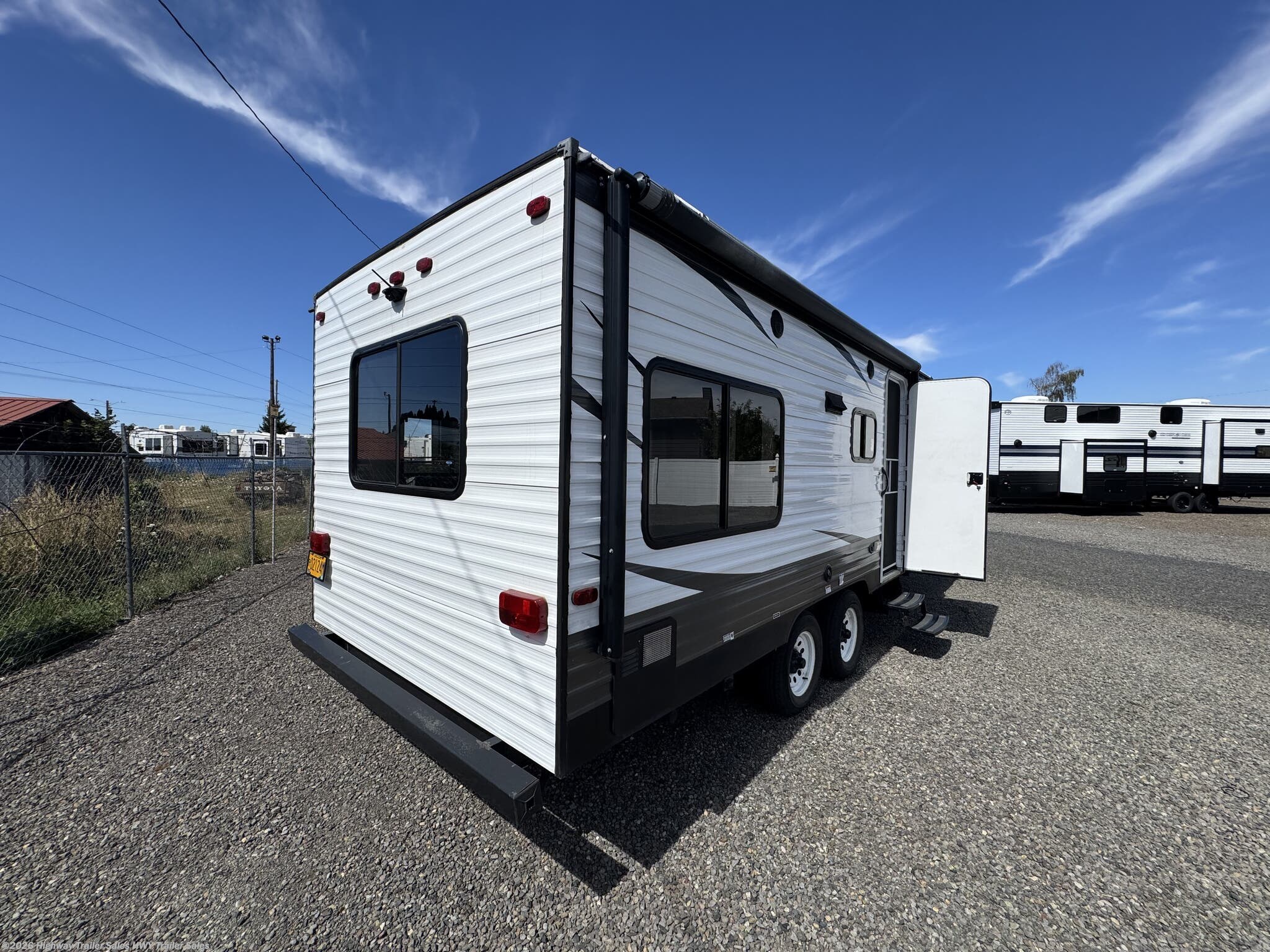 Used 2018 Forest River Salem Cruise Lite 202RDXL available in Salem, Oregon