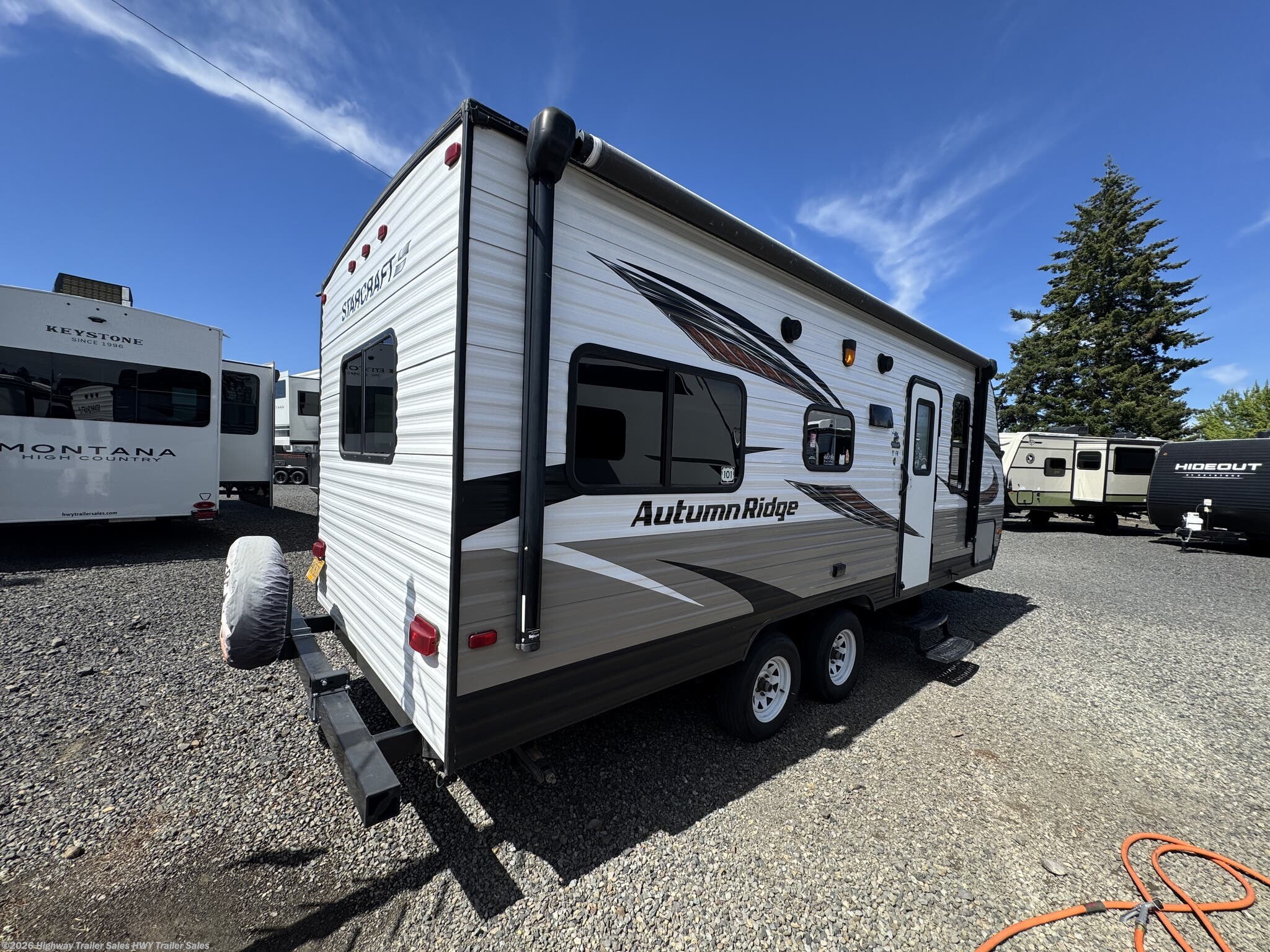 Used 2018 Starcraft Autumn Ridge Outfitter 21FB available in Salem, Oregon