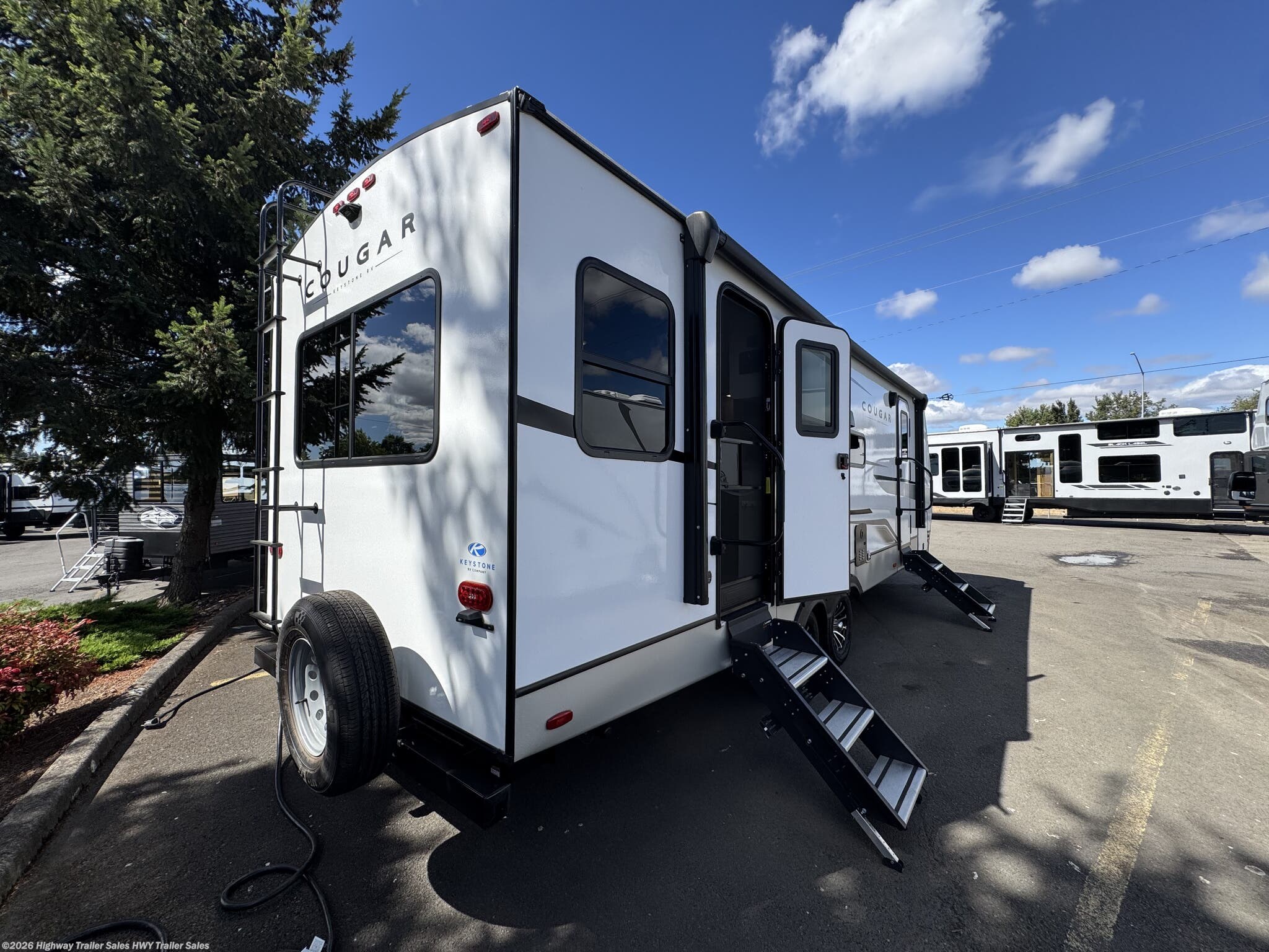 Used 2024 Keystone Cougar Half-Ton 25RDSWE available in Salem, Oregon