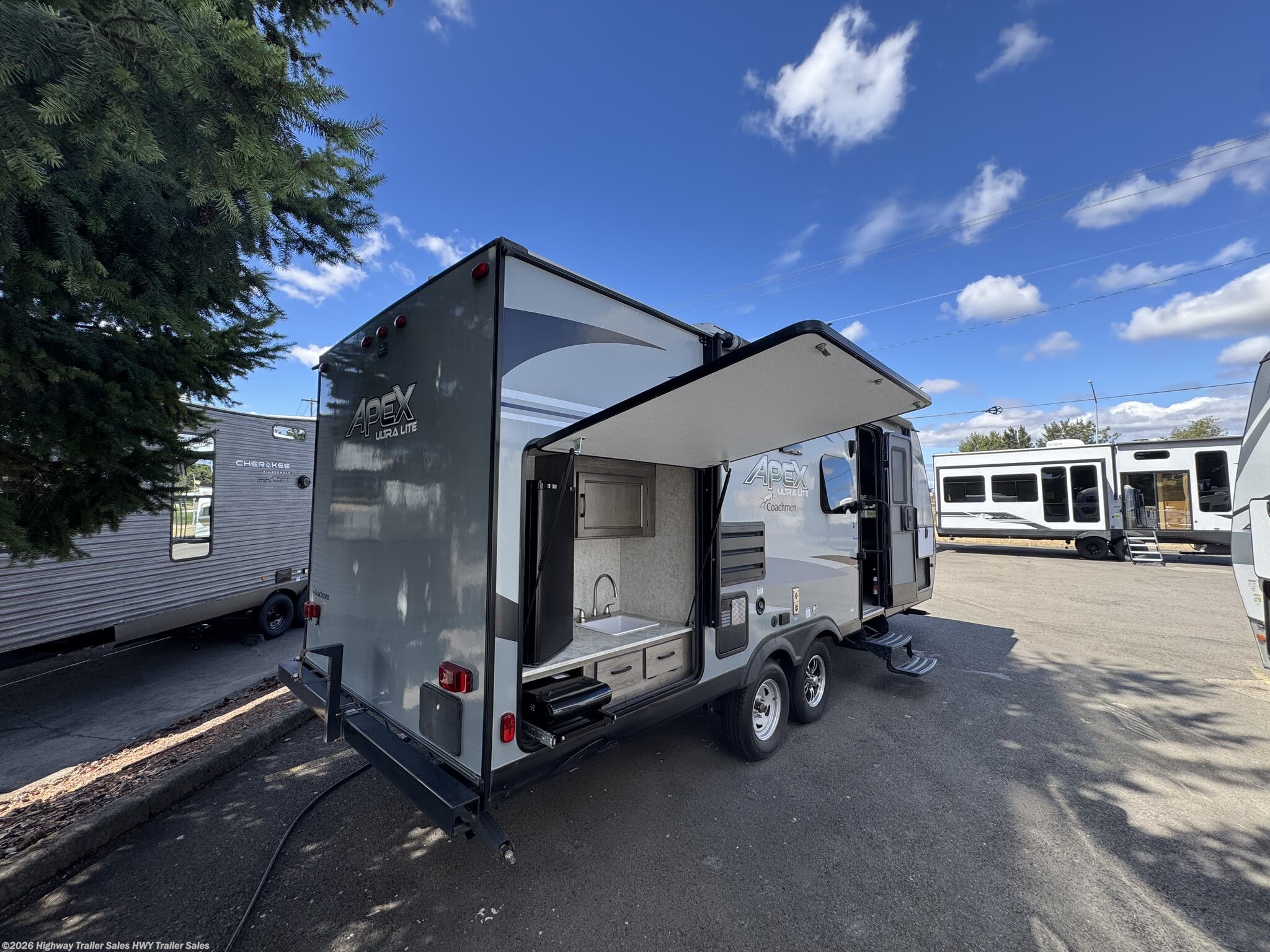 2019 Apex Ultra-Lite 215RBK by Coachmen from Highway Trailer Sales in Salem, Oregon