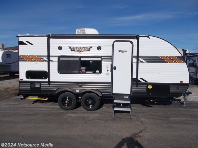 New 2022 Forest River Wildwood X-Lite 171RBXL available in Bridgeview, Illinois