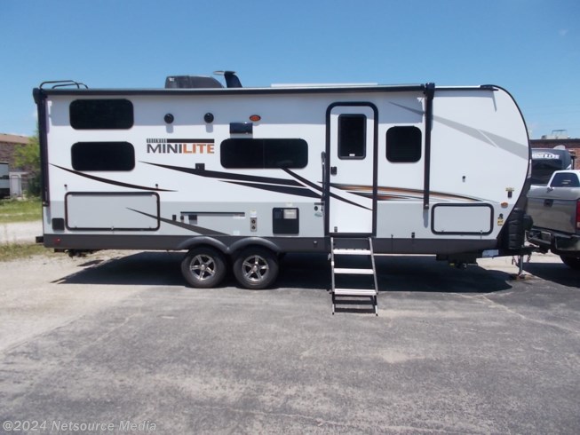 New 2022 Forest River Rockwood Mini Lite 2509S available in Bridgeview, Illinois