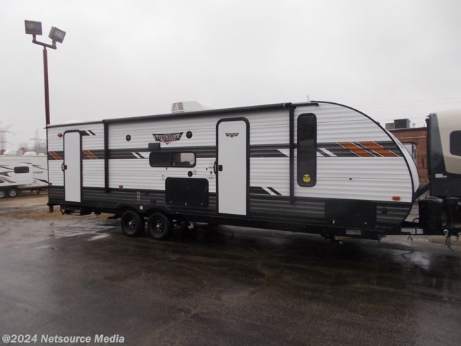 New 2022 Forest River Wildwood X-Lite 263BHXL available in Bridgeview, Illinois