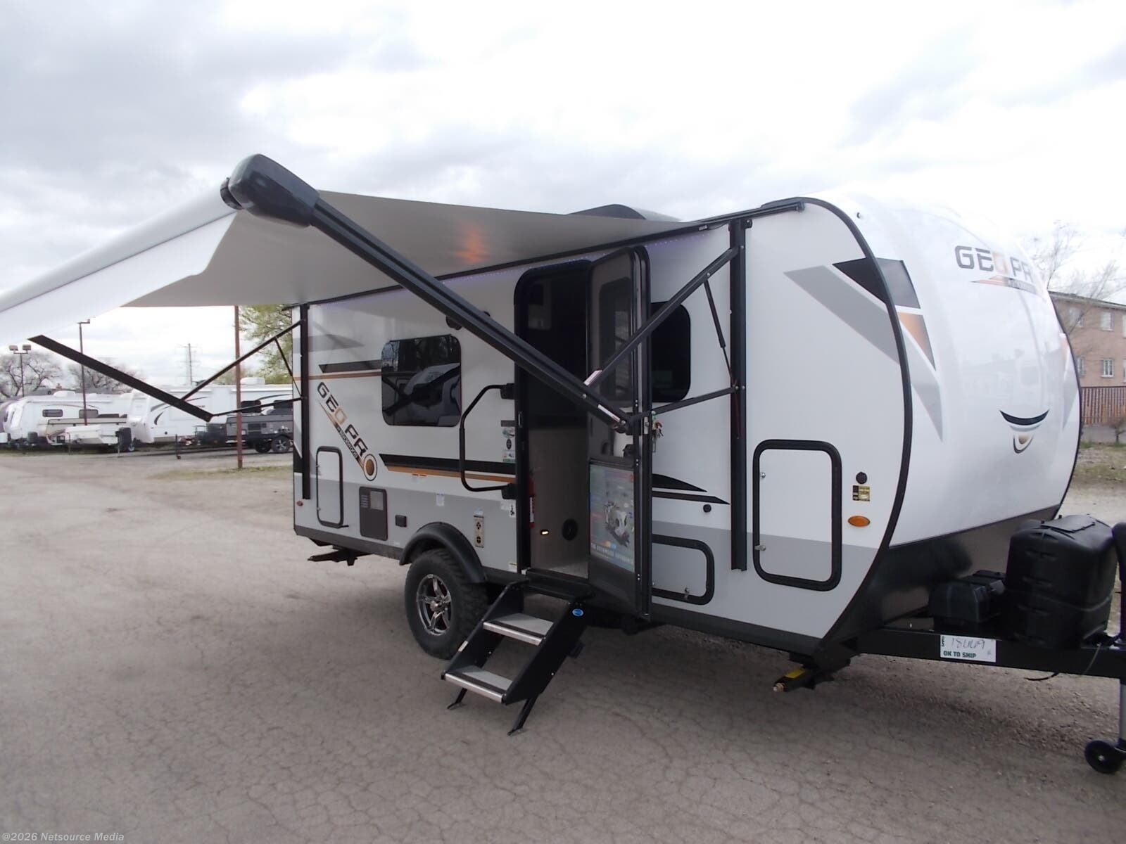 2023 Forest River Rockwood Geo Pro 19FDS RV for Sale in Bridgeview, IL