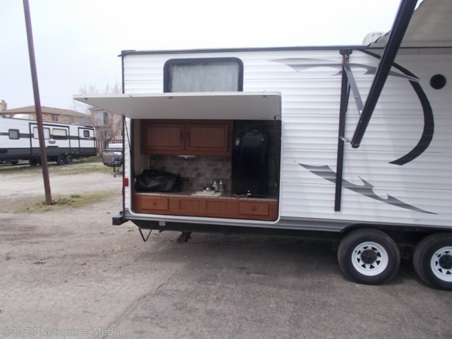 2014 Wildwood X-Lite 281QBXL by Forest River from House of Camping in Bridgeview, Illinois
