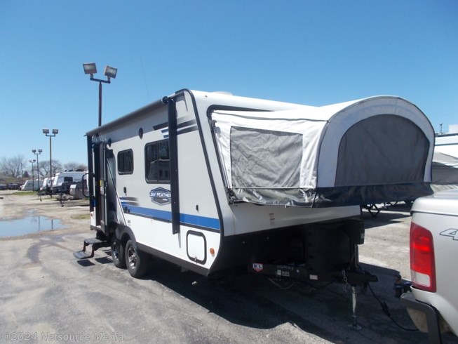 2019 Jay Feather X19H by Jayco from House of Camping in Bridgeview, Illinois