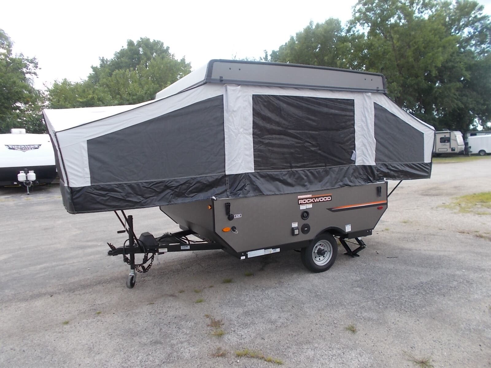 2023 Forest River Rockwood Freedom 1640LTD RV for Sale in Bridgeview