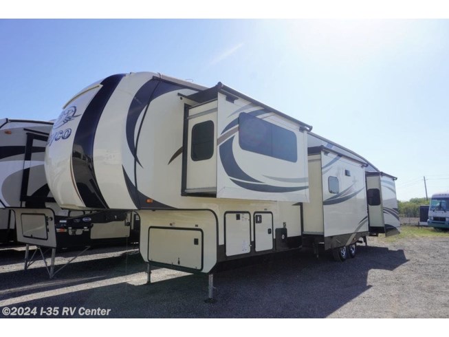 2016 North Point 383FLFS by Jayco from I-35 RV Center in Denton, Texas