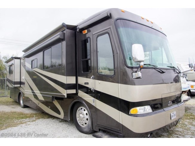2005 Beaver Monterry Laguna IV - Used Class A For Sale by I-35 RV Center in Denton, Texas