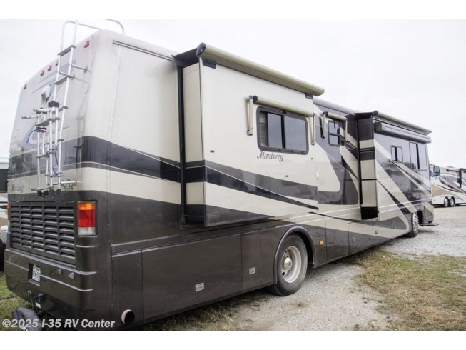 2005 Monterry Laguna IV by Beaver from I-35 RV Center in Denton, Texas
