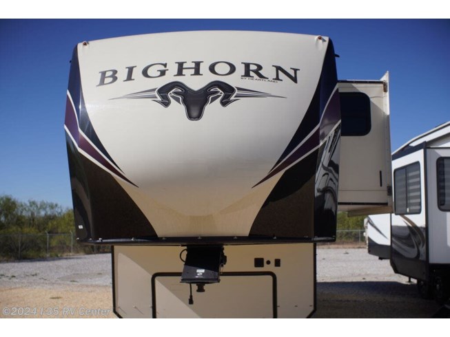 Used 2018 Heartland Bighorn Traveler BHTR 39 MB available in Denton, Texas