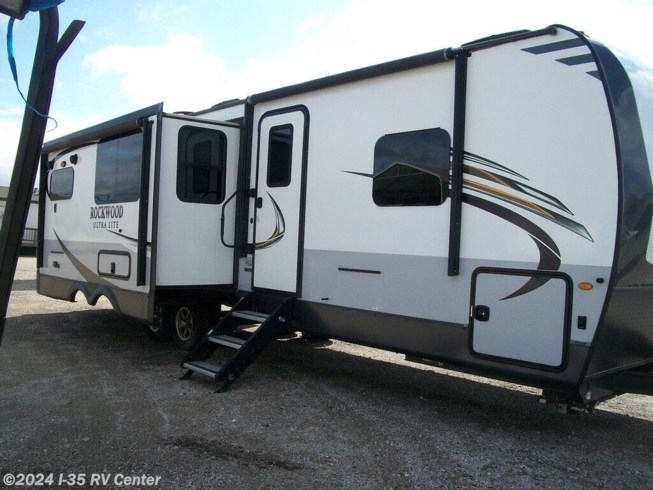 2020 Rockwood Ultra Lite 2910SB by Forest River from I-35 RV Center in Denton, Texas