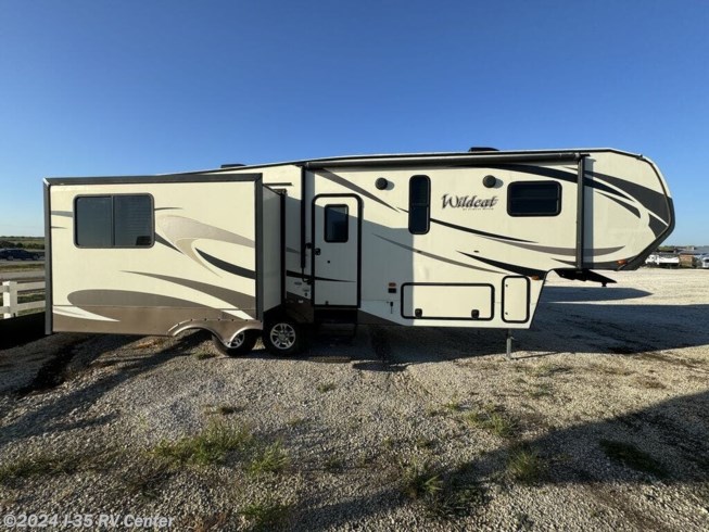 2017 Forest River Wildcat Fifth Wheels 28SGX #CF4222 - For Sale in ...