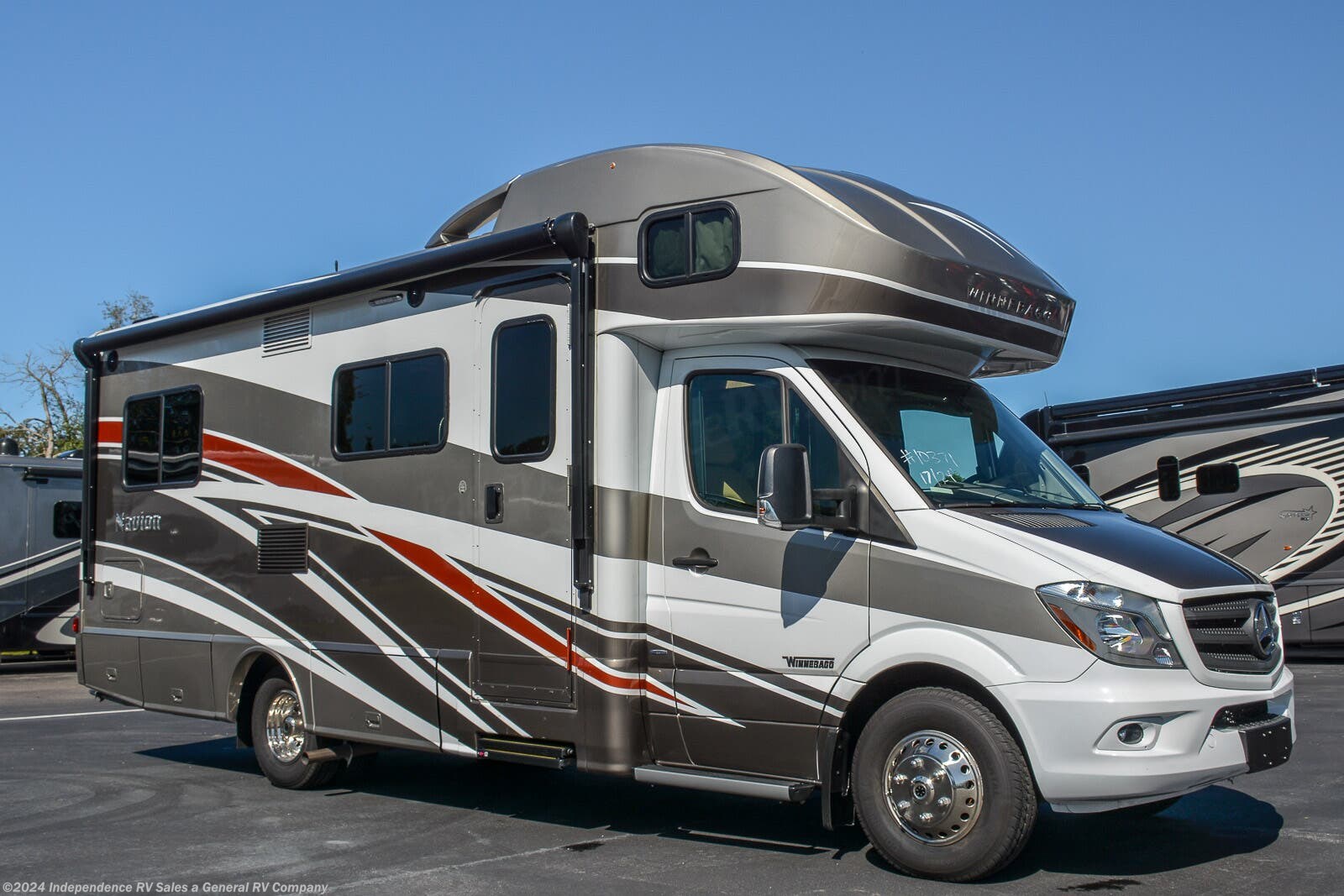 2017 Winnebago Navion 24V, Sale Pending RV for Sale in Winter Garden