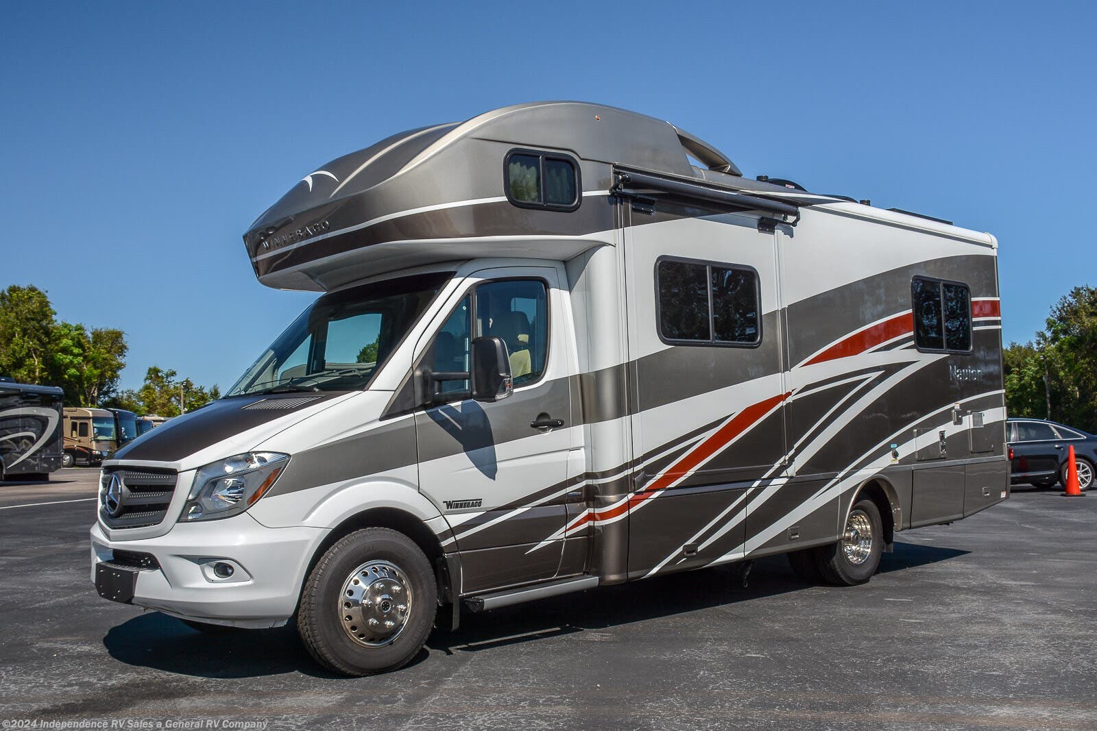 2017 Winnebago Navion 24V, Sale Pending RV for Sale in Winter Garden