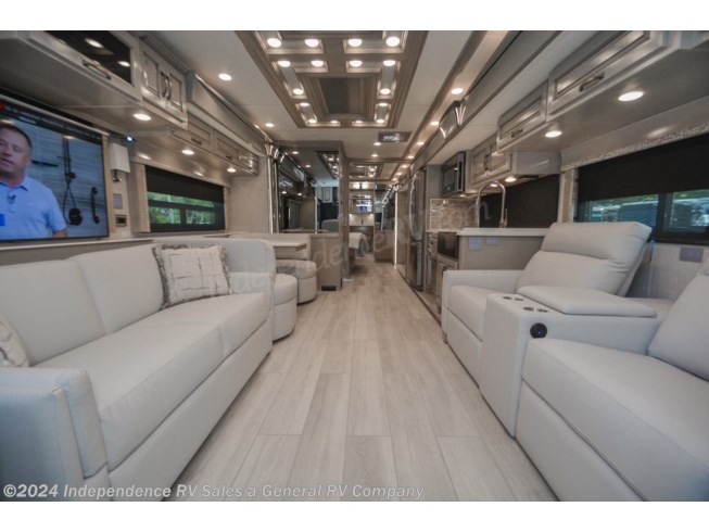2023 Dutch Star 4071 by Newmar from Independence RV Sales in Winter Garden, Florida