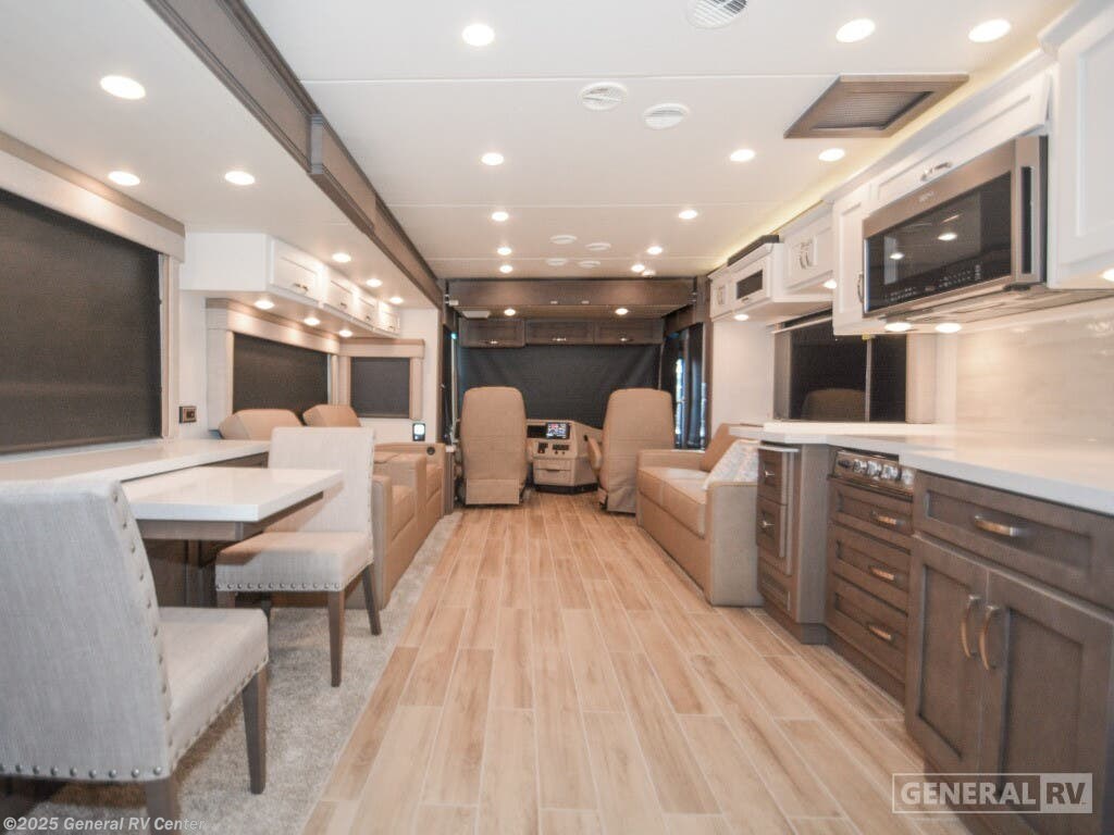 New 2025 Newmar Northern Star 4037 available in Winter Garden, Florida