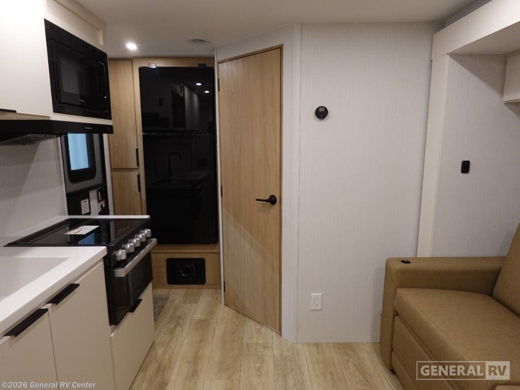 2026 Winnebago Thrive 18FBS - New Travel Trailer For Sale by General RV Center in Winter Garden, Florida