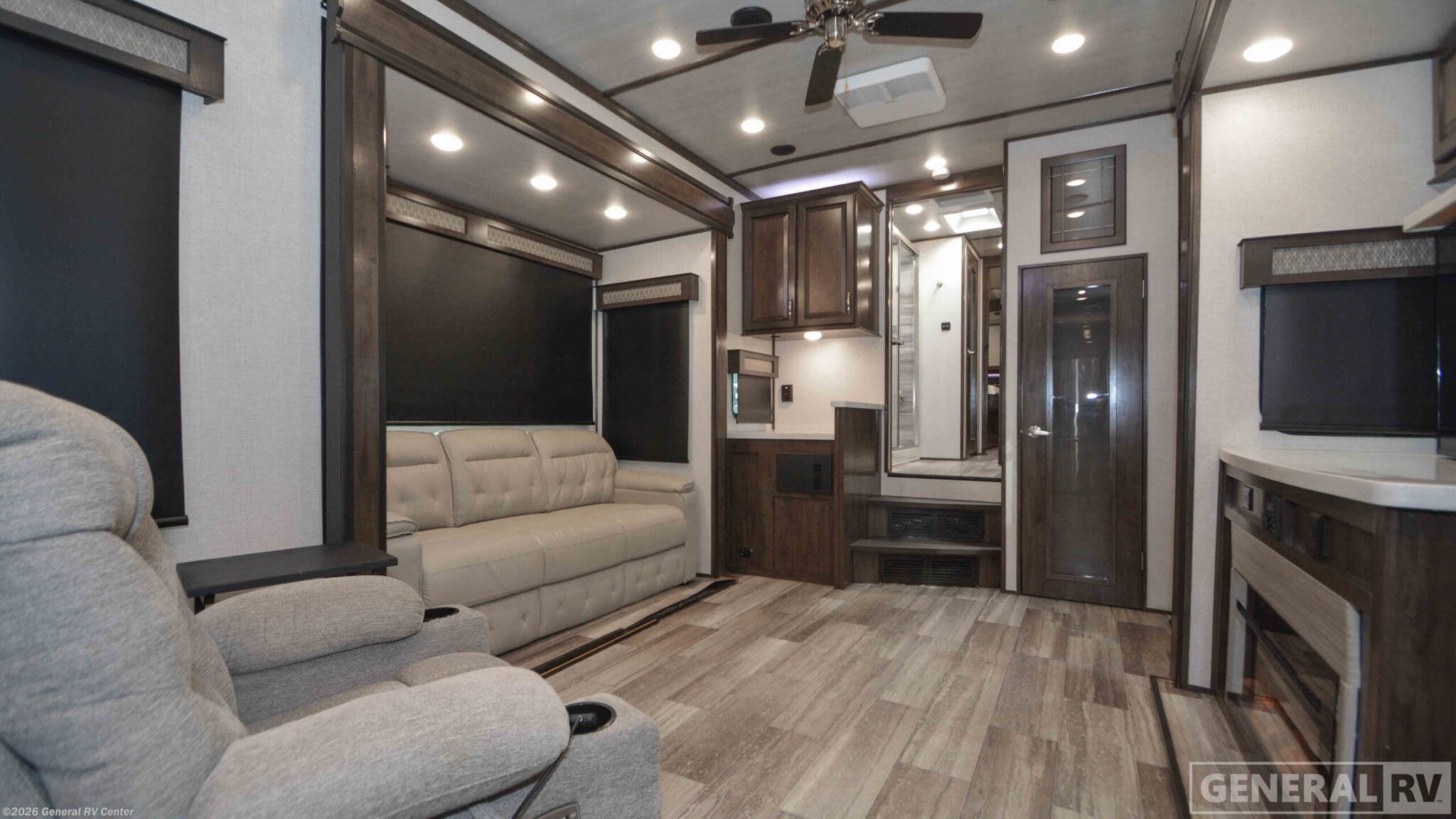 Used 2021 Dutchmen Yukon 399ML available in Winter Garden, Florida